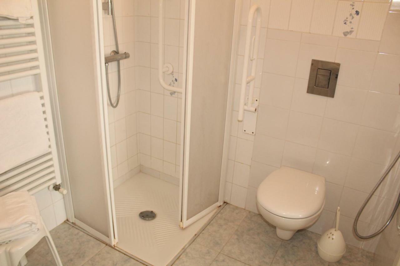 Hotel Caravel Sottomarina Exterior photo